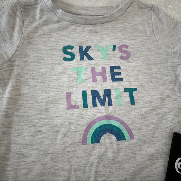 RUNWAY Stitch Fix Girls “Sky’s The Limit” Graphic Tee - Picture 2 of 5